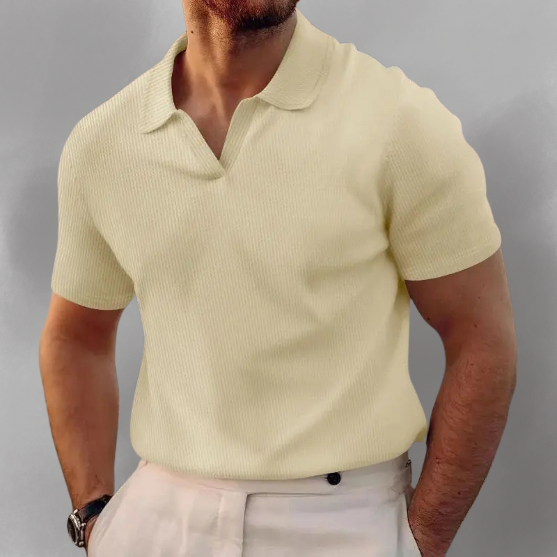 Raoul – Zeitlose Eleganz des weißen Poloshirts