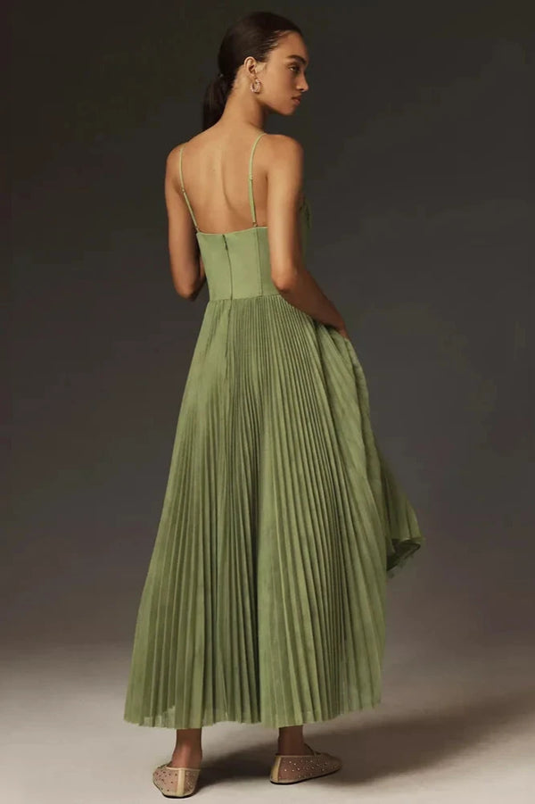 Claire – Plissé tulle jurk met asymmetrische draping
