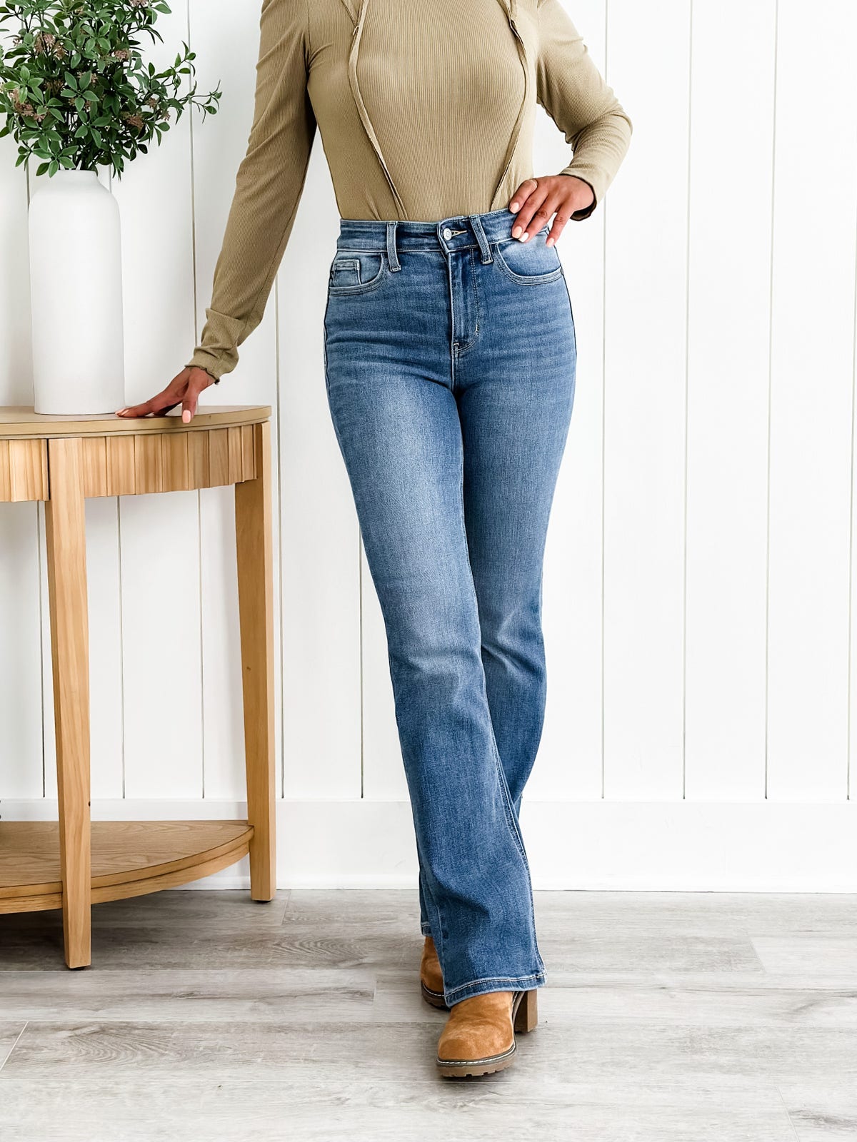 Stretchy Jeans with Tummy Correction 